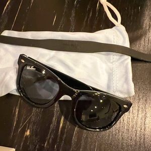 Original WeeFares black baby sunglasses EUC size 0-1 year